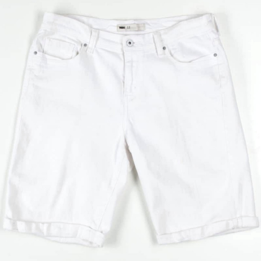 Womens Vintage Levi Bermuda shorts size 12